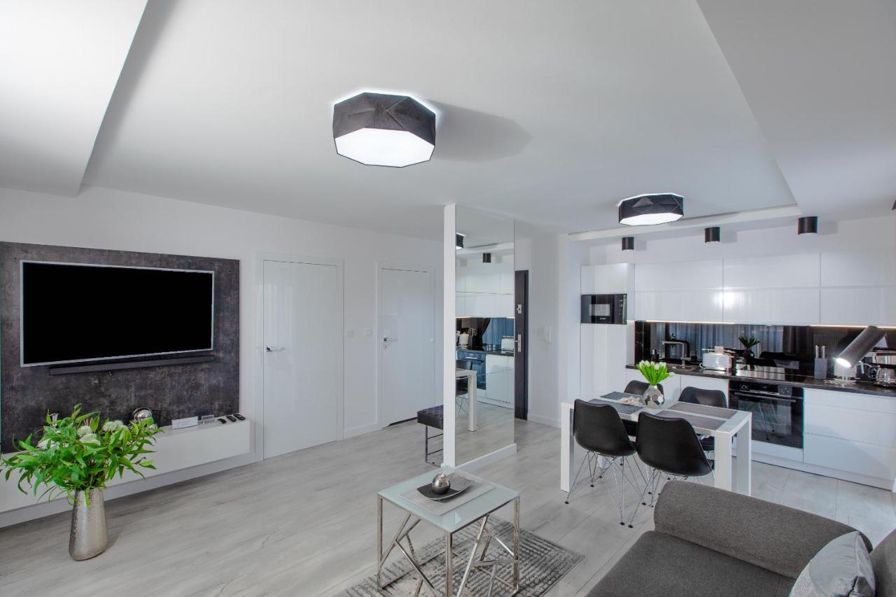 Apartament Linia Komfortu Gardenia Dziwnow Z Widokiem Na Morze Epapartamenty 外观 照片