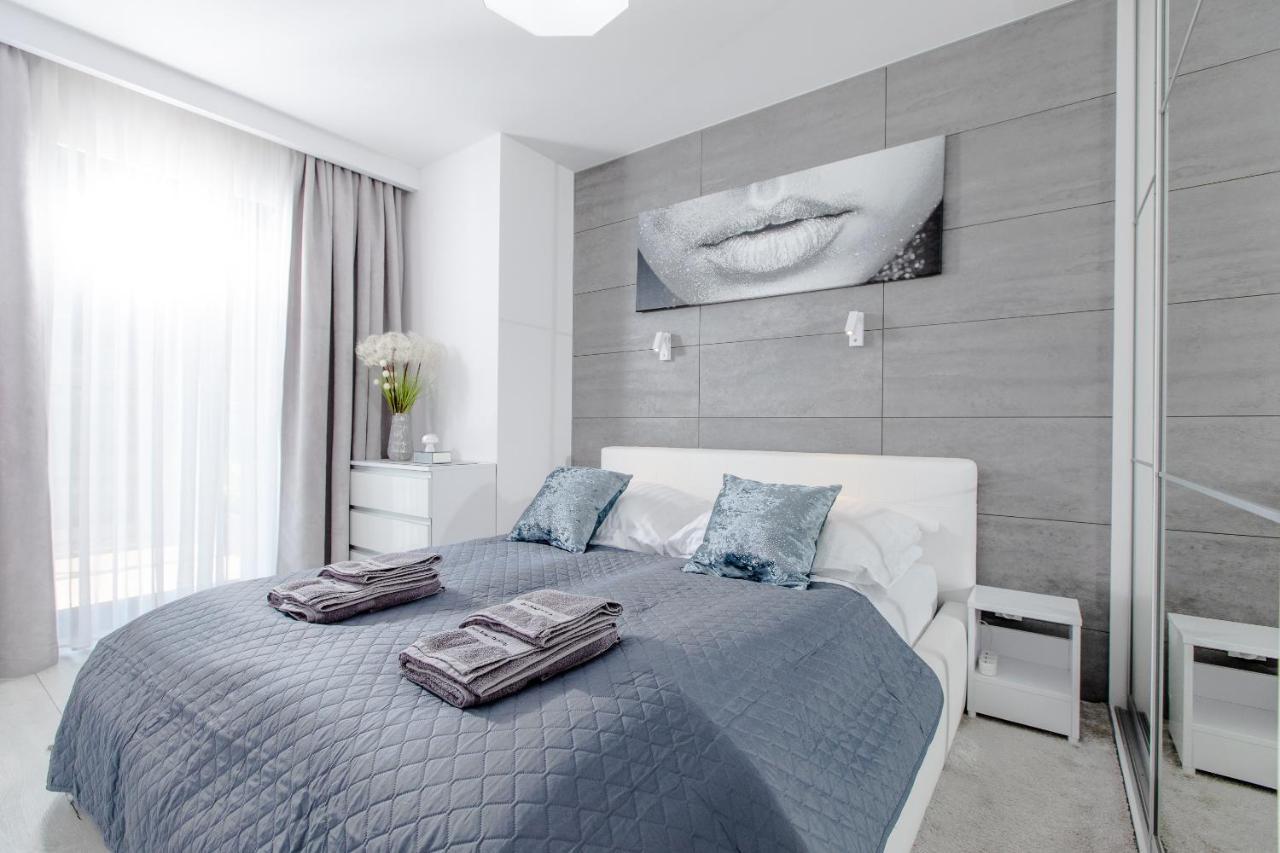 Apartament Linia Komfortu Gardenia Dziwnow Z Widokiem Na Morze Epapartamenty 外观 照片