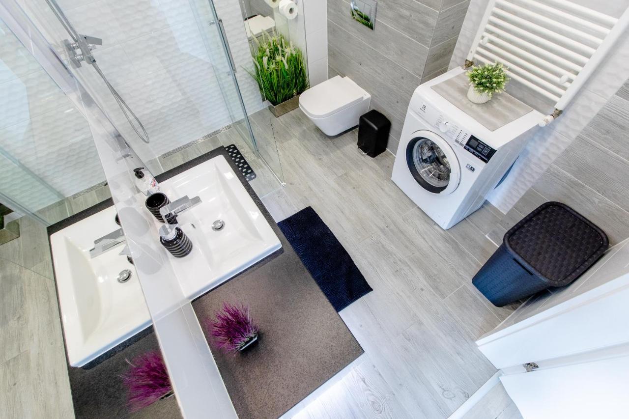 Apartament Linia Komfortu Gardenia Dziwnow Z Widokiem Na Morze Epapartamenty 外观 照片